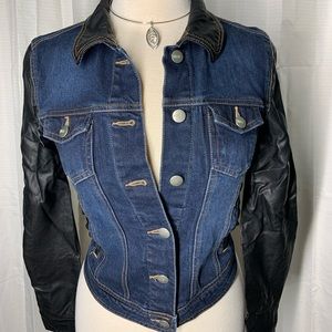 W118 BY WALTER BARKER JEAN AND LEATHER JACKET🦋
